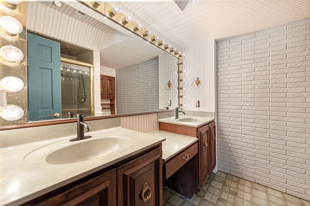 Clear Creek - Residential