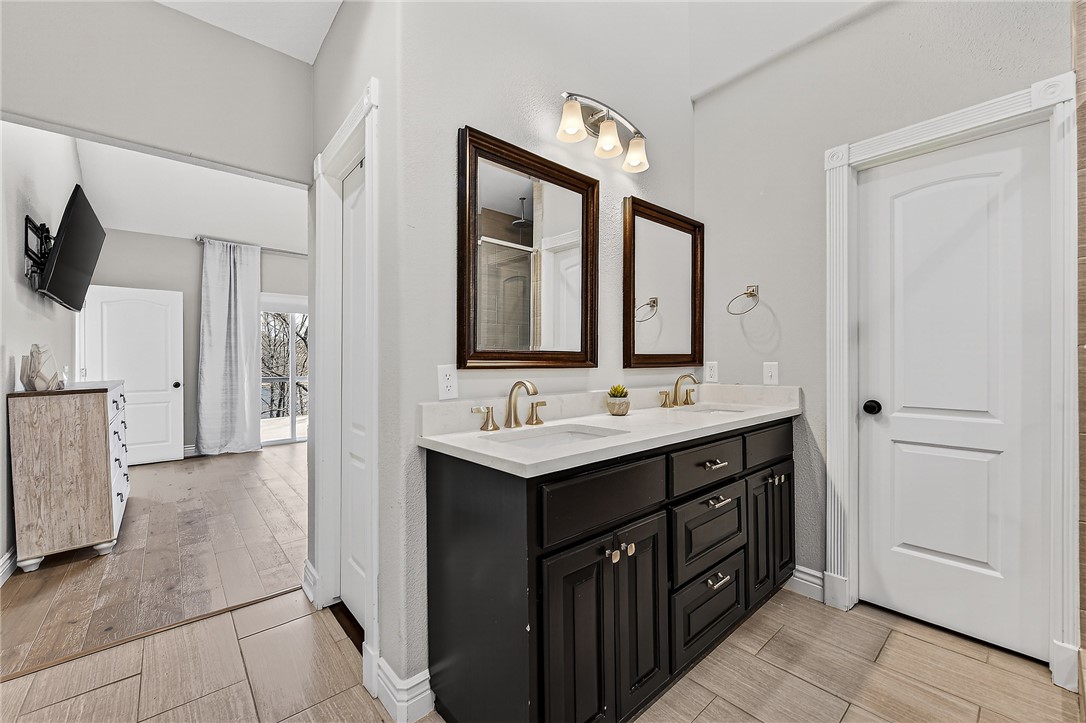 Shaddox Bay Resort Rurban - Residential