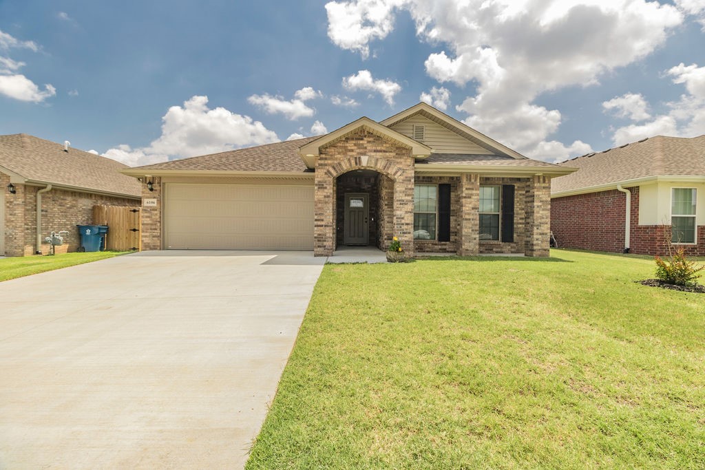 Stunning home in the Woodward Hills Subdivision! This beauty boasts open concept living space with approximately $18,000 in builder upgrades throughout including arched walk-ways, neutral colors and granite counters throughout! Corner brick fireplace in living room and exposed kitchen equipped with stainless steel appliances, stone backsplash, pantry and large center island with bar seating makes it all perfect to handle any of your gatherings. Sit back and relax under covered patio and enjoy grilling with the friends! Just minutes from XNA Airport, Benton County Fairgrounds with easy access to all that NWA has to offer. Bring the family to check this one out today!