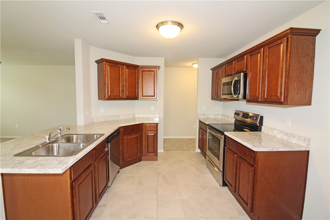Kerelaw Castle Bentonville - Residential Lease
