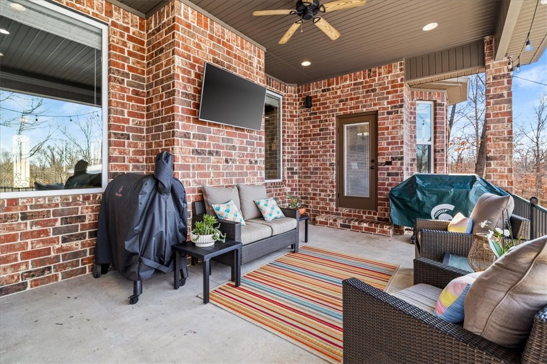 Woods Creek - Residential