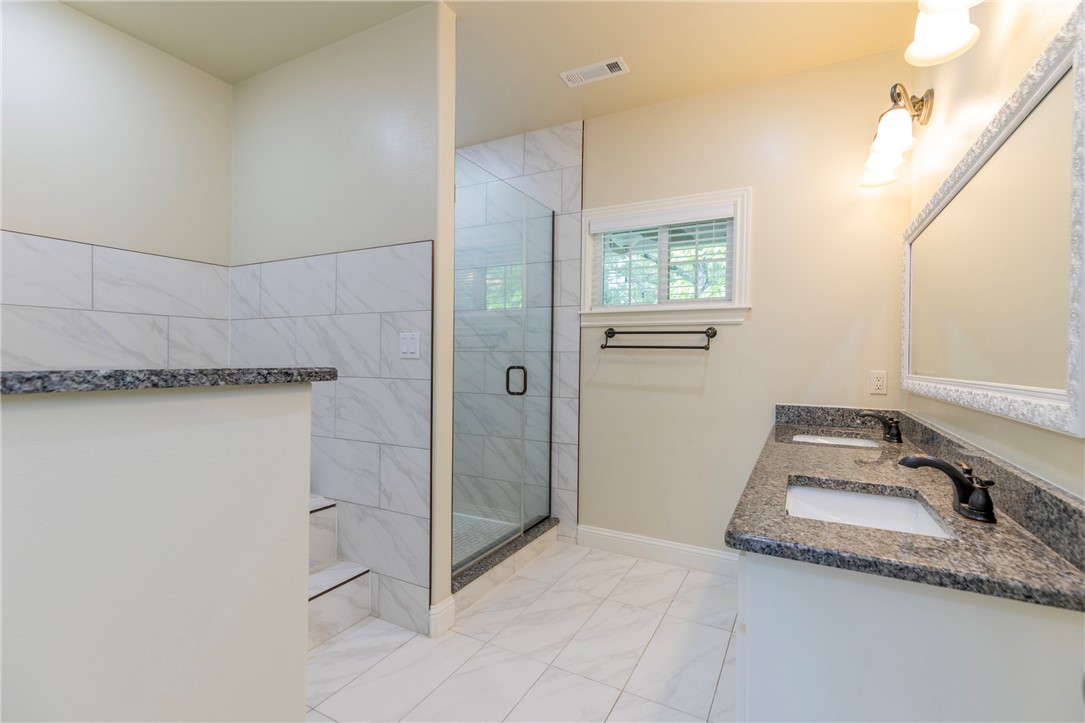 Unit 10 Holiday Island - Residential