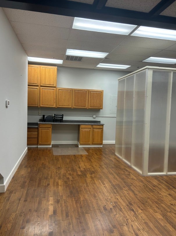 Photo 1 of 6 — 116 Broadway Street 2, Siloam Springs, AR 72761