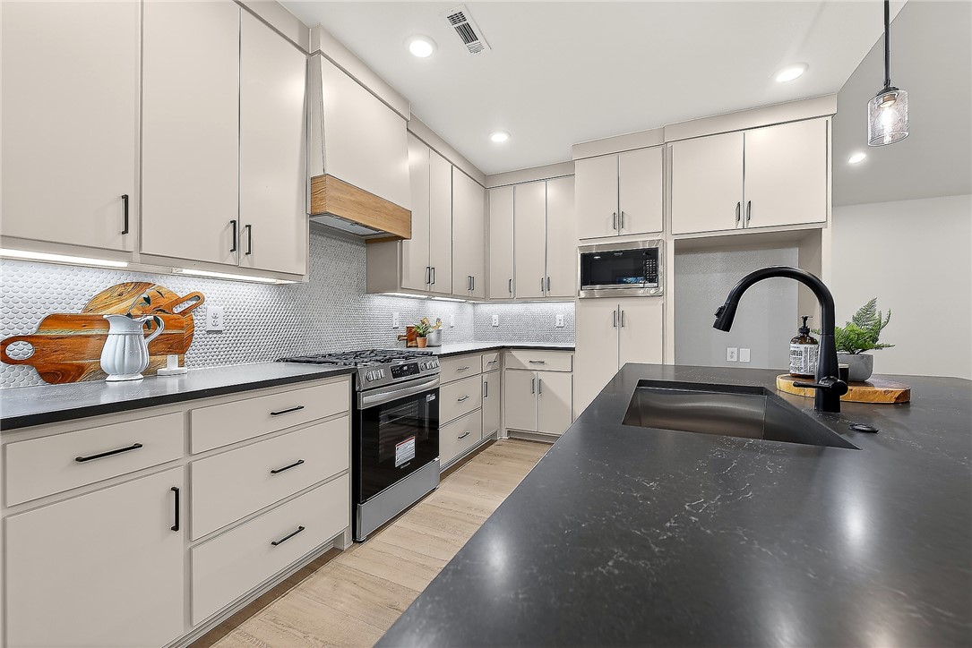 Berkshire Sub Bvv - Residential