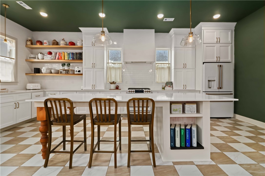 Bellview Place Rogers - Residential