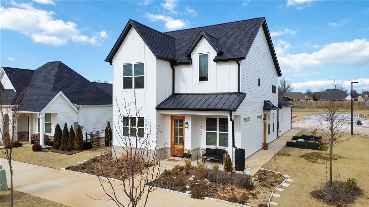 Bellview Place Rogers - Residential