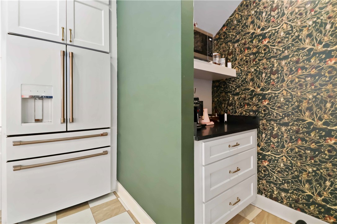 Bellview Place Rogers - Residential