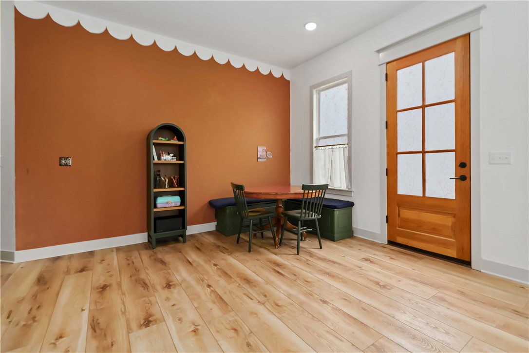 Bellview Place Rogers - Residential