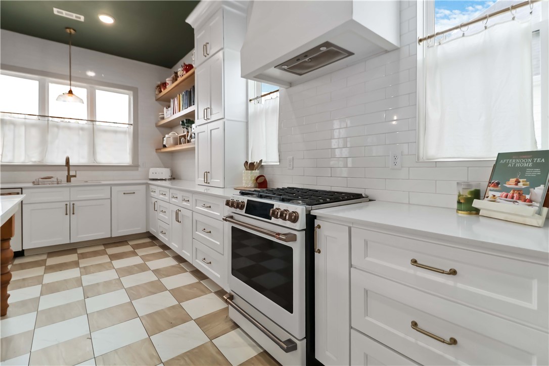 Bellview Place Rogers - Residential