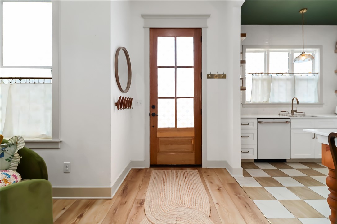 Bellview Place Rogers - Residential