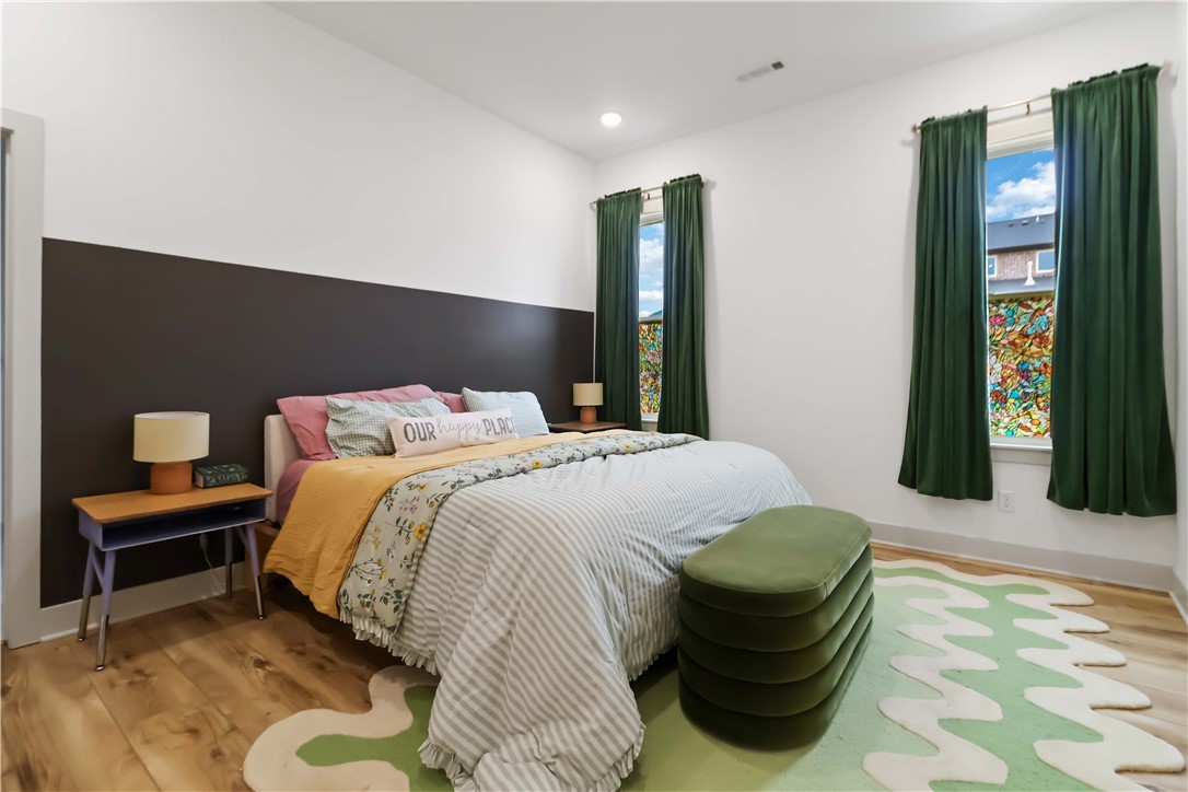 Bellview Place Rogers - Residential