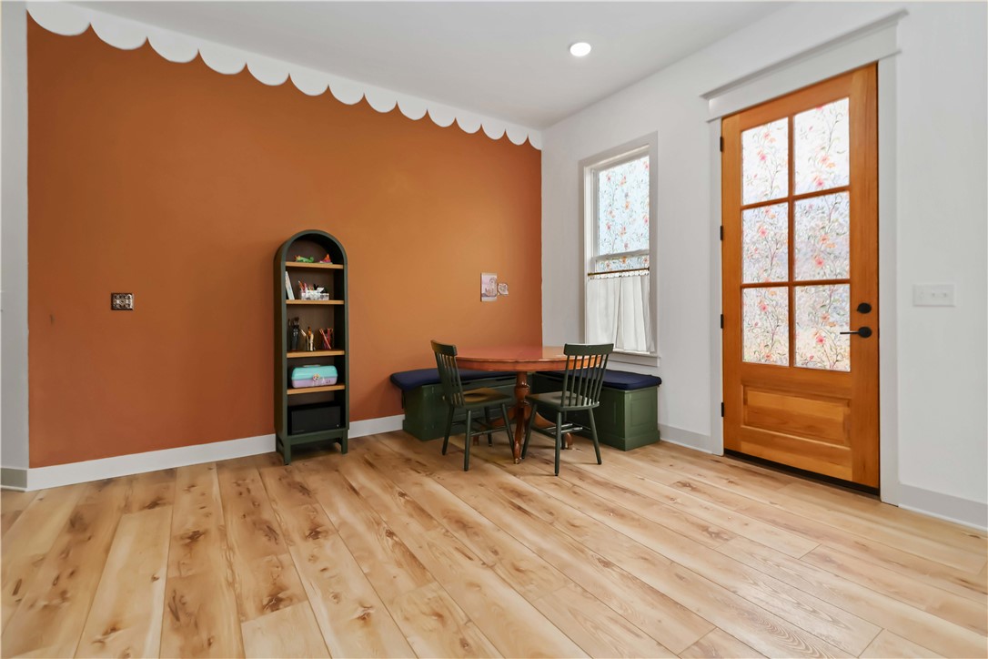 Bellview Place Rogers - Residential