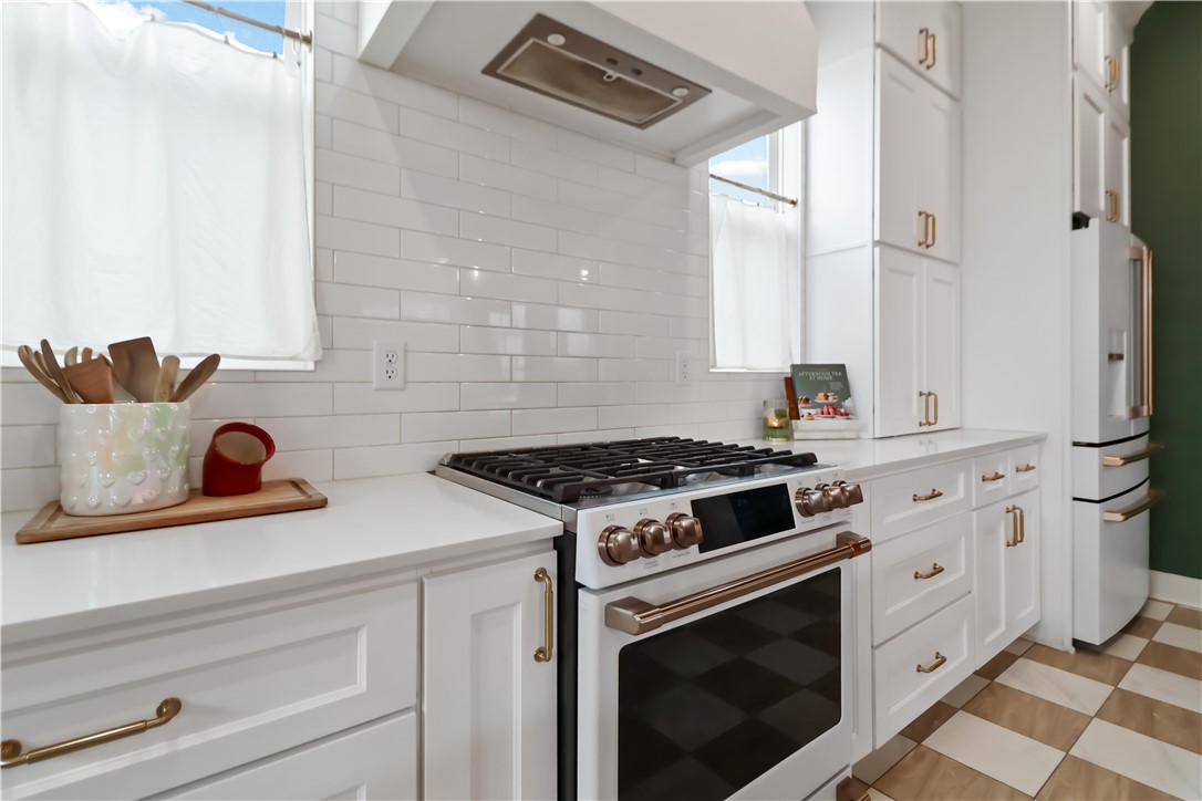 Bellview Place Rogers - Residential