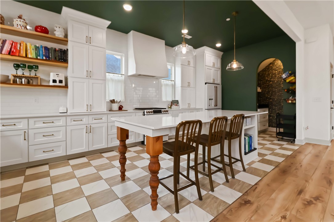 Bellview Place Rogers - Residential