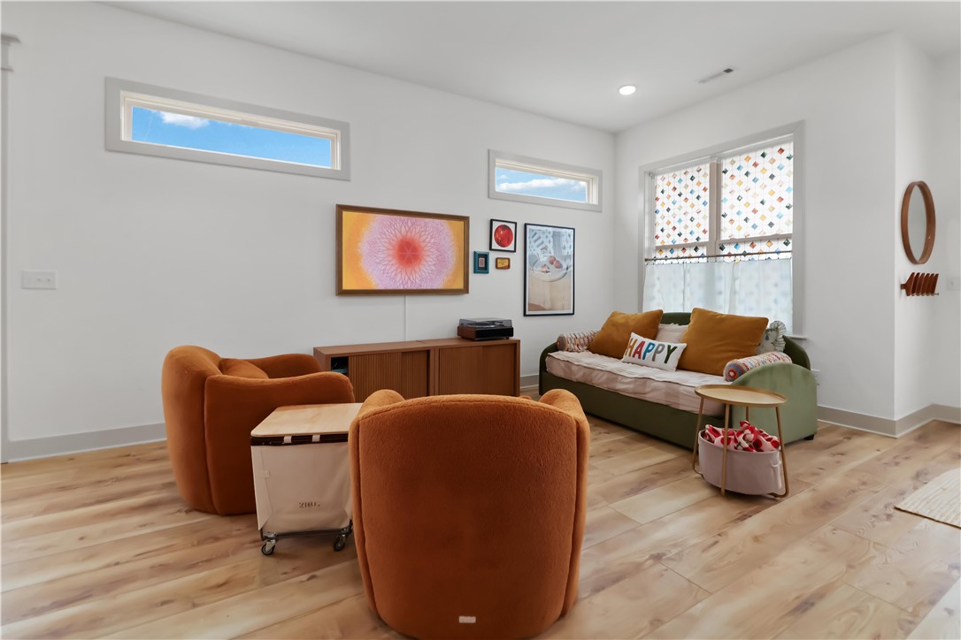 Bellview Place Rogers - Residential