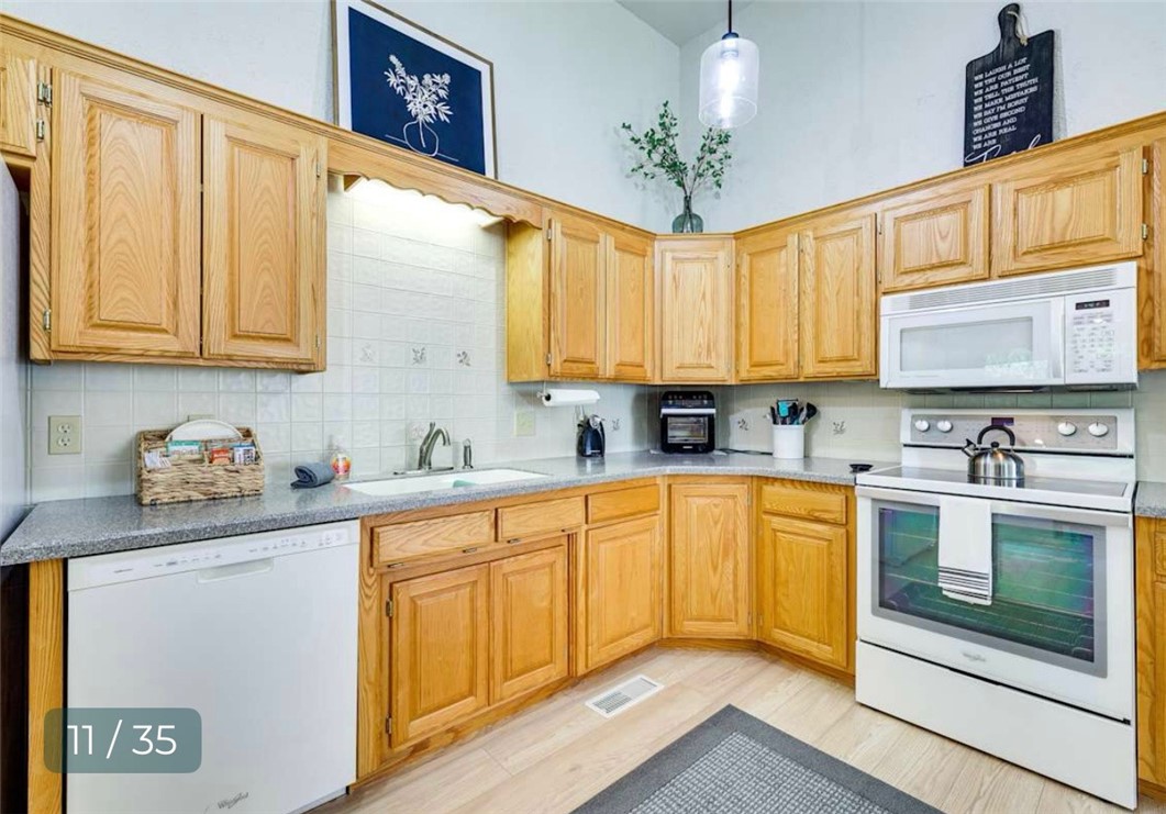 Unit 102 Holiday Island - Residential