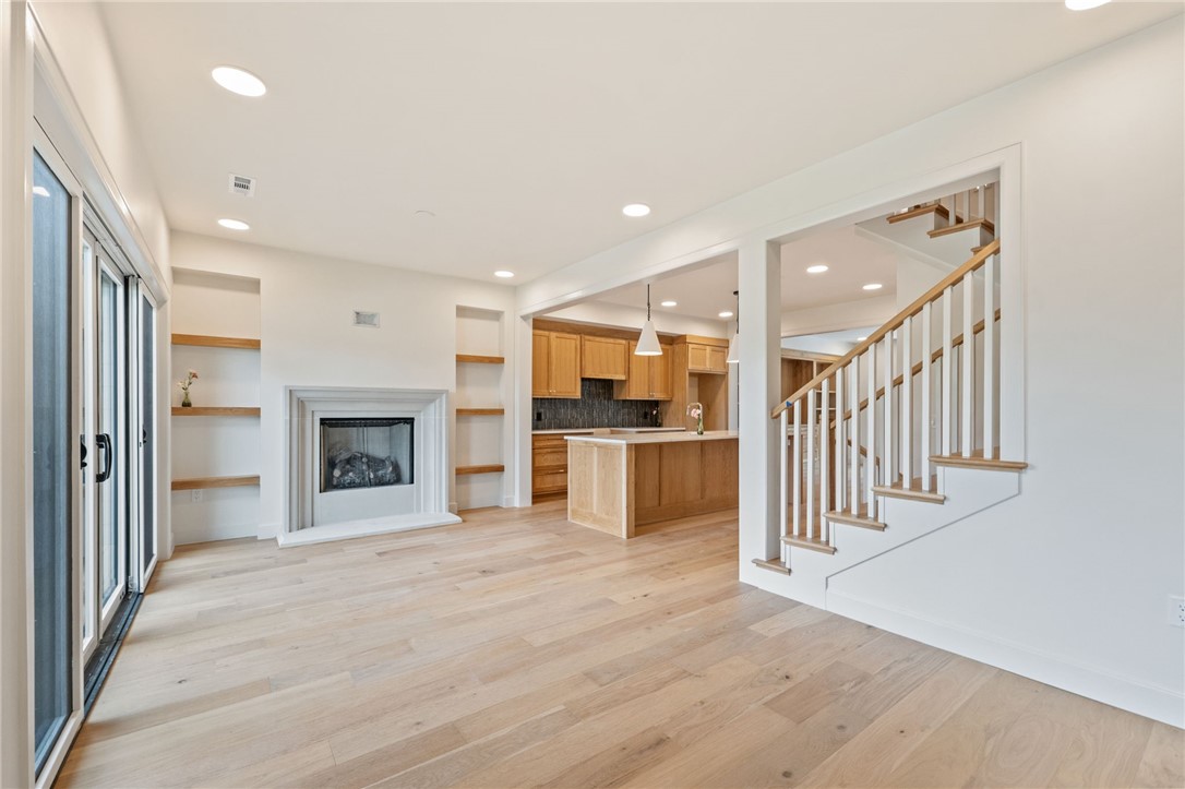 ORCHARD ADD-BENTONVILLE - Residential