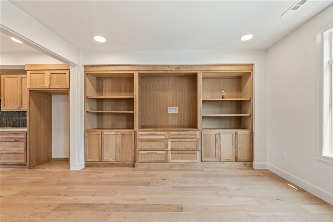 ORCHARD ADD-BENTONVILLE - Residential