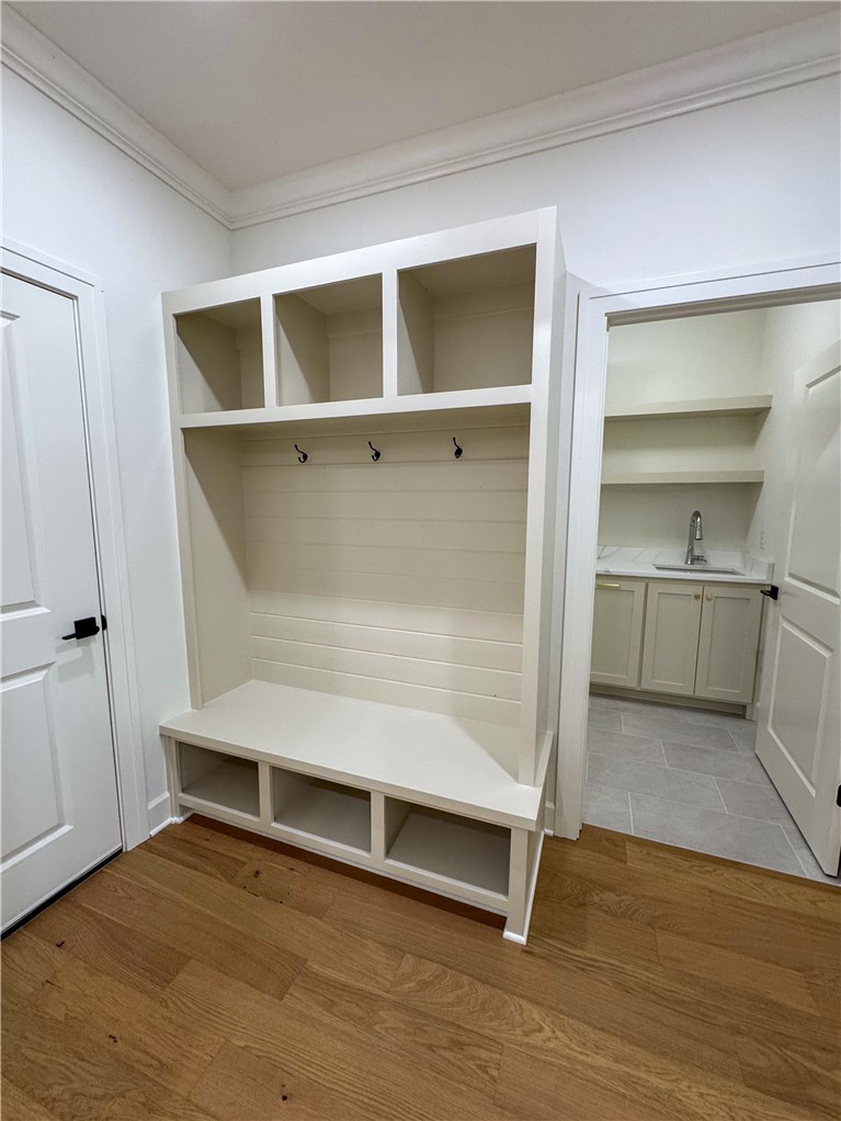 Magrath Sub Bvv - Residential