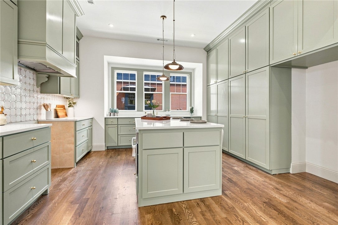 443 NW Loblolly Lane