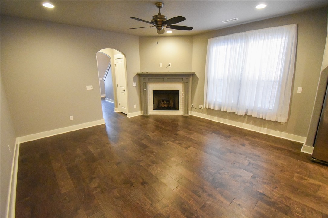 Town Homes At Forest Hills - Residential Lease