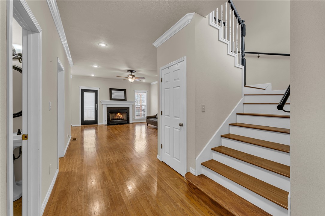 Paige Place Add Siloam Spgs - Residential