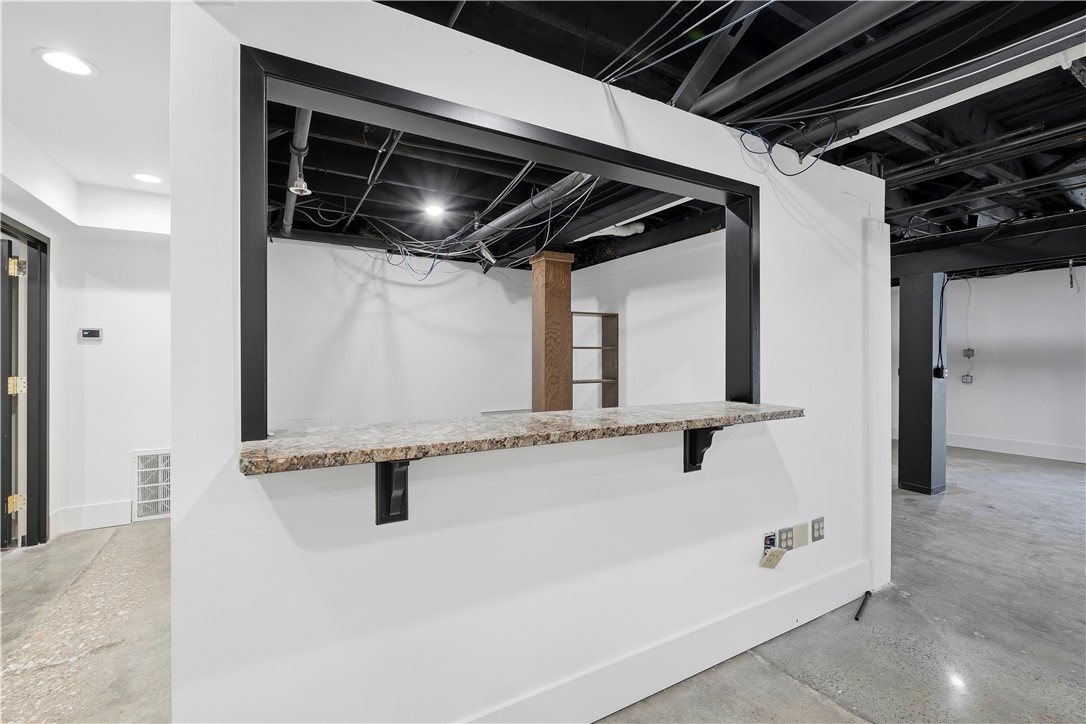 FAYETTEVILLE ORIGINAL - Commercial Lease