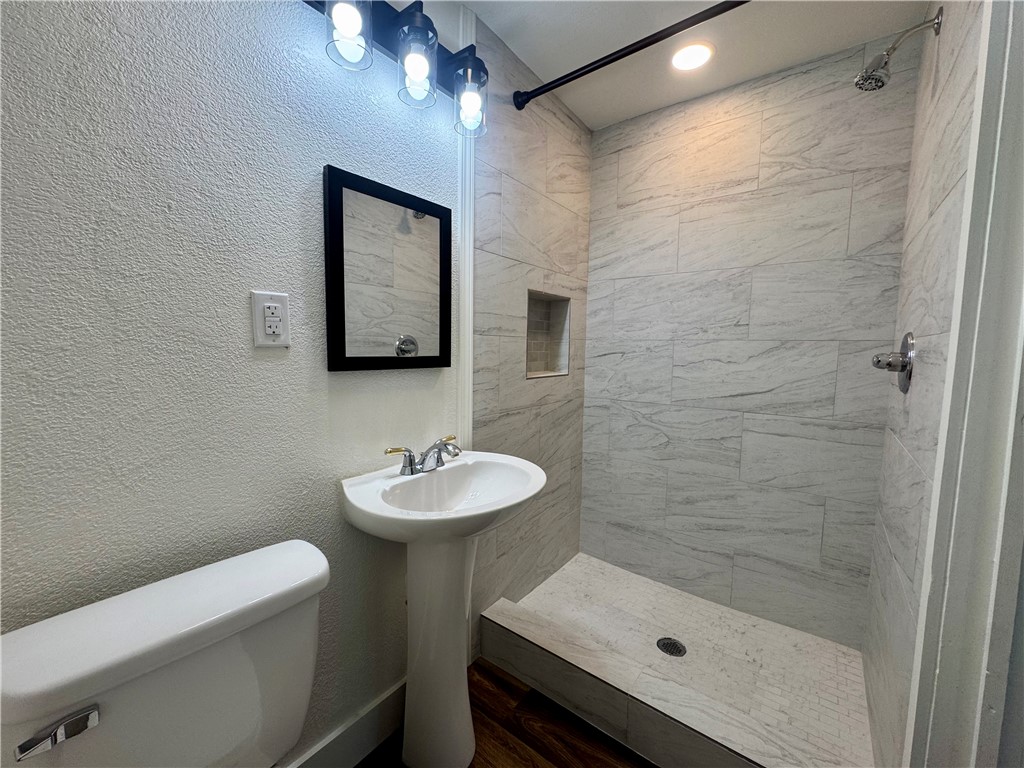 Harris Agricultural School Add - Residential