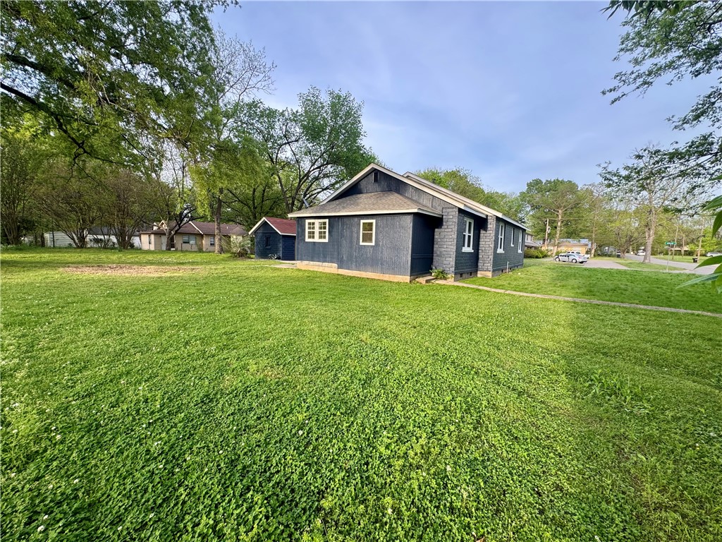 Harris Agricultural School Add - Residential