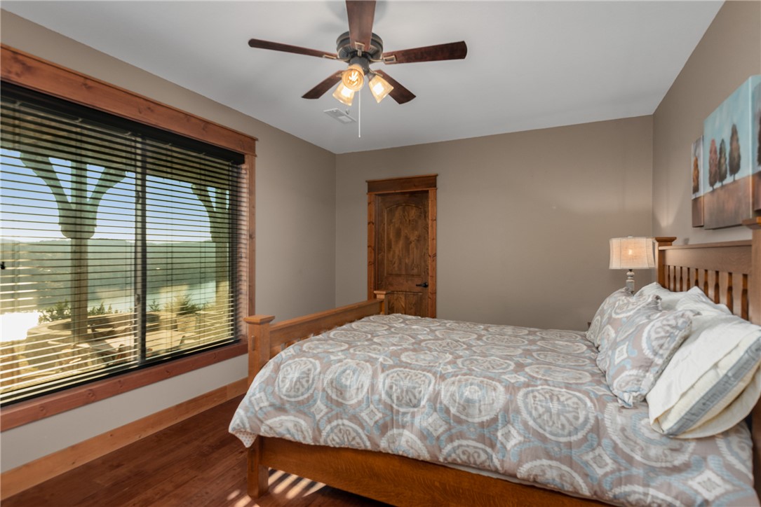 Unit 116 Holiday Island - Residential