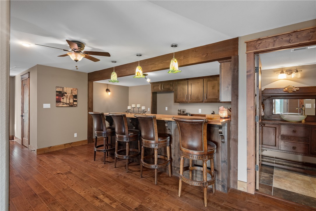 Unit 116 Holiday Island - Residential