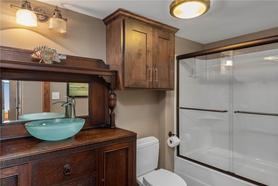 Unit 116 Holiday Island - Residential