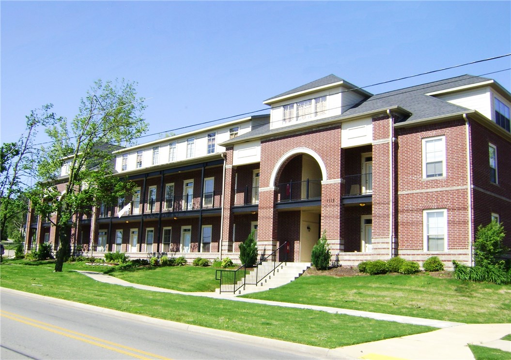 - WALKING DISTANCE TO U of A
- 10 BLOCKS FROM MULLINS LIBRARY
- ON U OF A TRANSIT ROUTE
- All the grounds have sprinkler/irrigation system