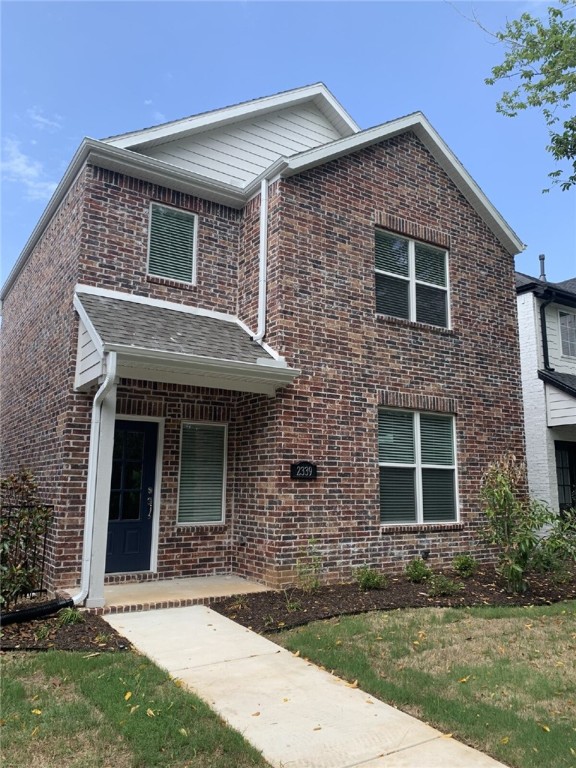 Beautiful two-story townhome in a highly desirable Fayetteville location! Sagely Place is within walking distance of the Fayetteville Athletic Club and offers easy access to the Razorback Greenway Trails, Lake Fayetteville, Botanical Gardens, and shopping. The home features a rear-entry garage off Amherst Alley, while the front porch overlooks a peaceful wooded lot, providing added privacy. A stackable washer and dryer are required. **NO PETS**