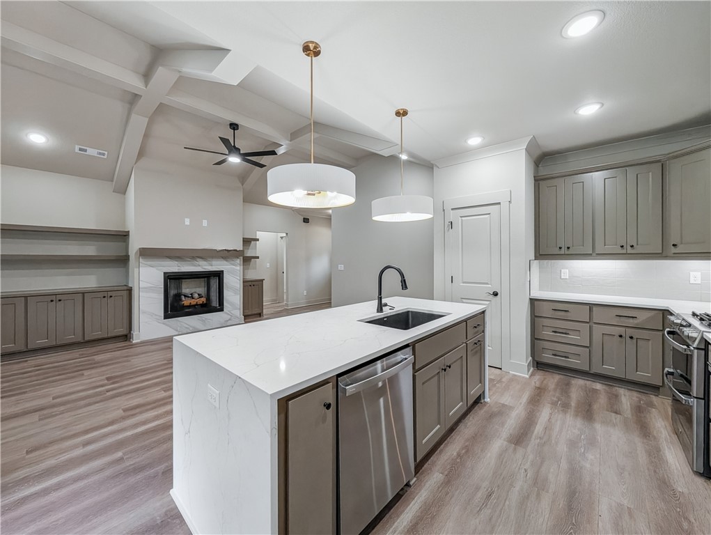 LANDS END SUB-BVV - Residential