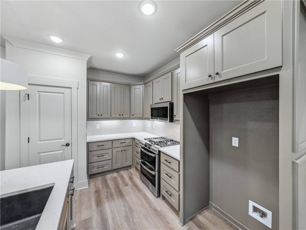 LANDS END SUB-BVV - Residential