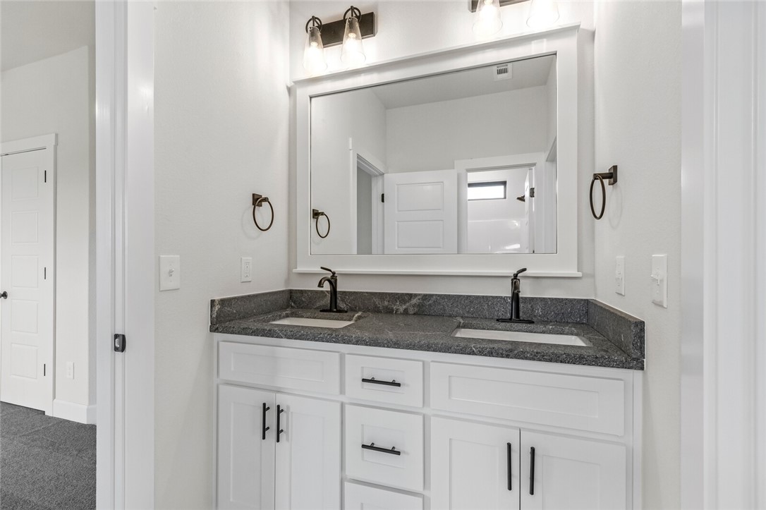 Collins Cove - Residential