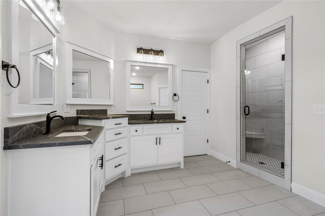 Collins Cove - Residential