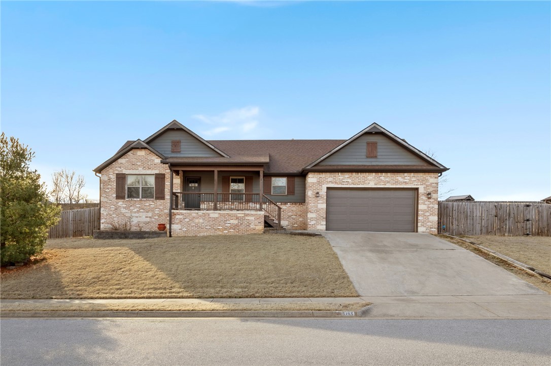 Creekwood Manor - Residential