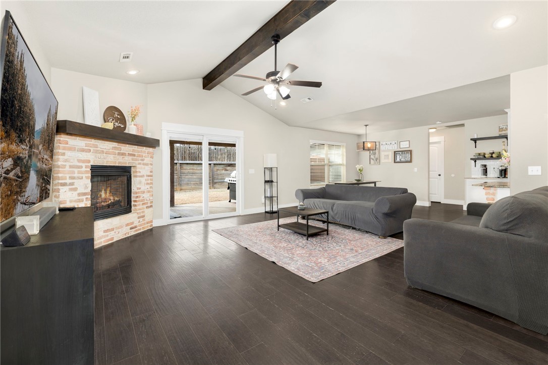 Creekwood Manor - Residential