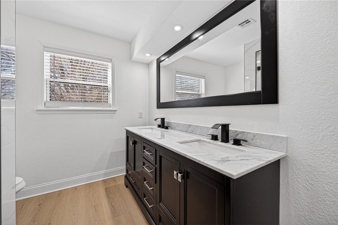 Hyland Park Rogers - Residential