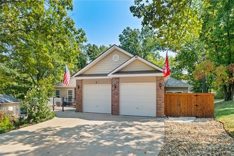 Photo of 4 Winfield Lane, Bella Vista, AR 72714 (MLS # 1322330)