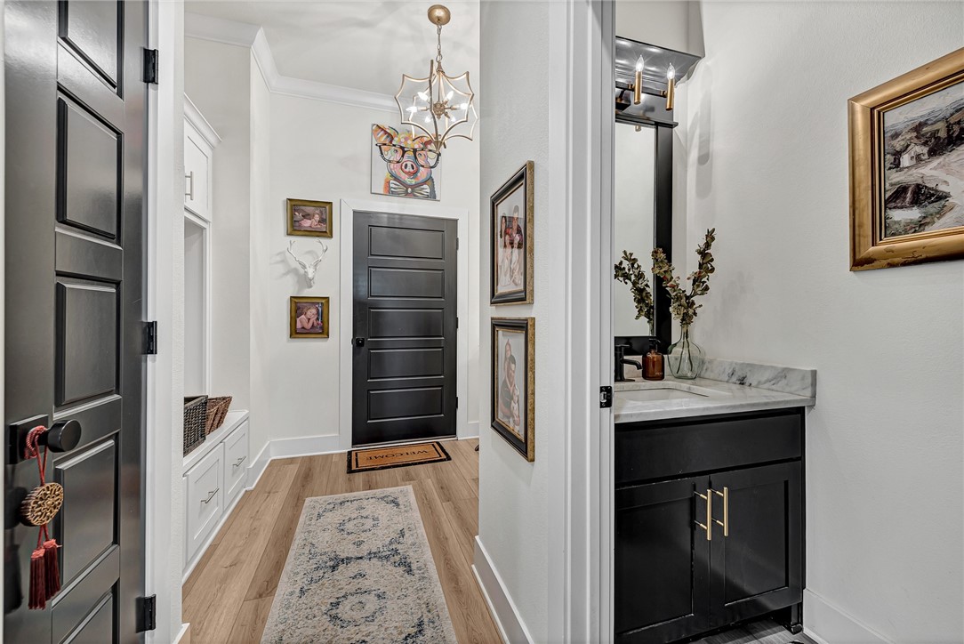 Hyde Park Cave Spgs - Residential