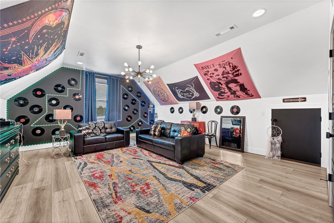 Hyde Park Cave Spgs - Residential