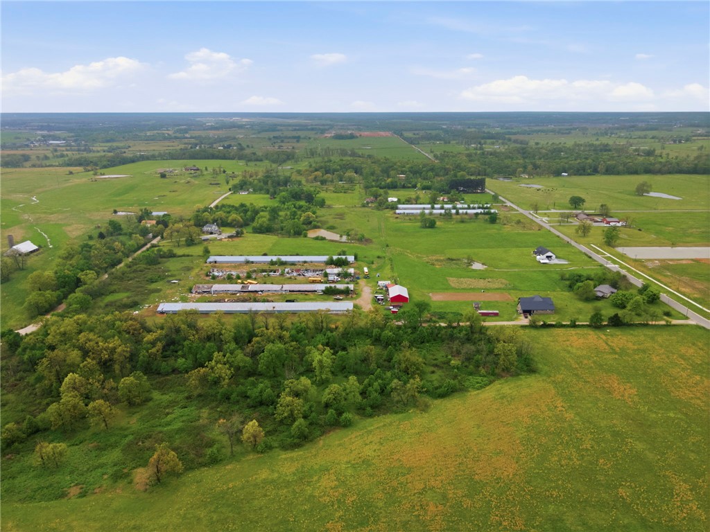 07-19-31-CENTERTON - Land