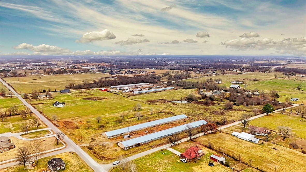 07-19-31-CENTERTON - Land