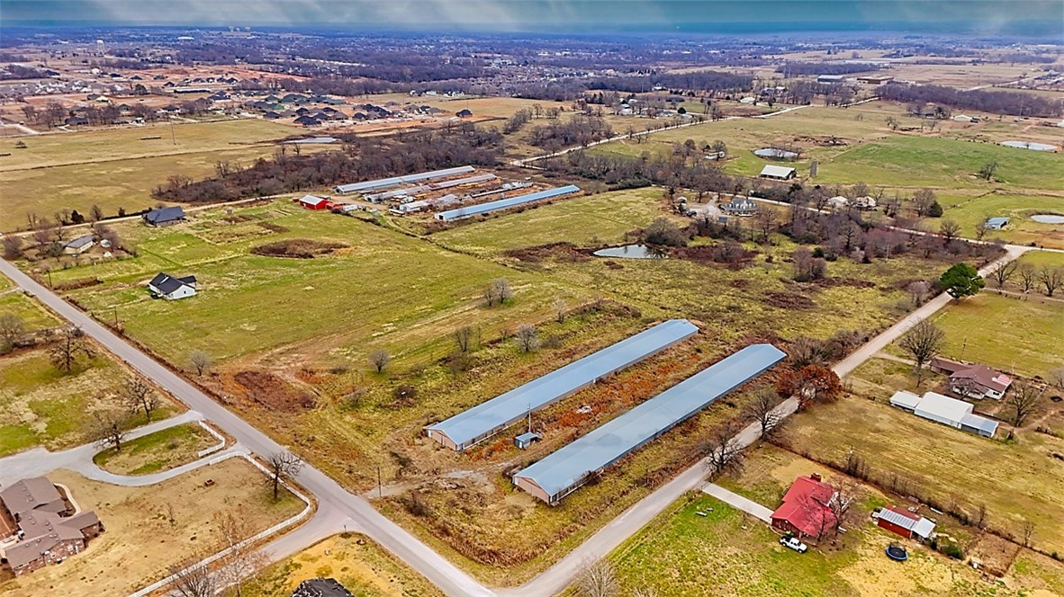 07-19-31-CENTERTON - Land