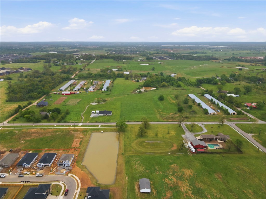 07-19-31-CENTERTON - Land