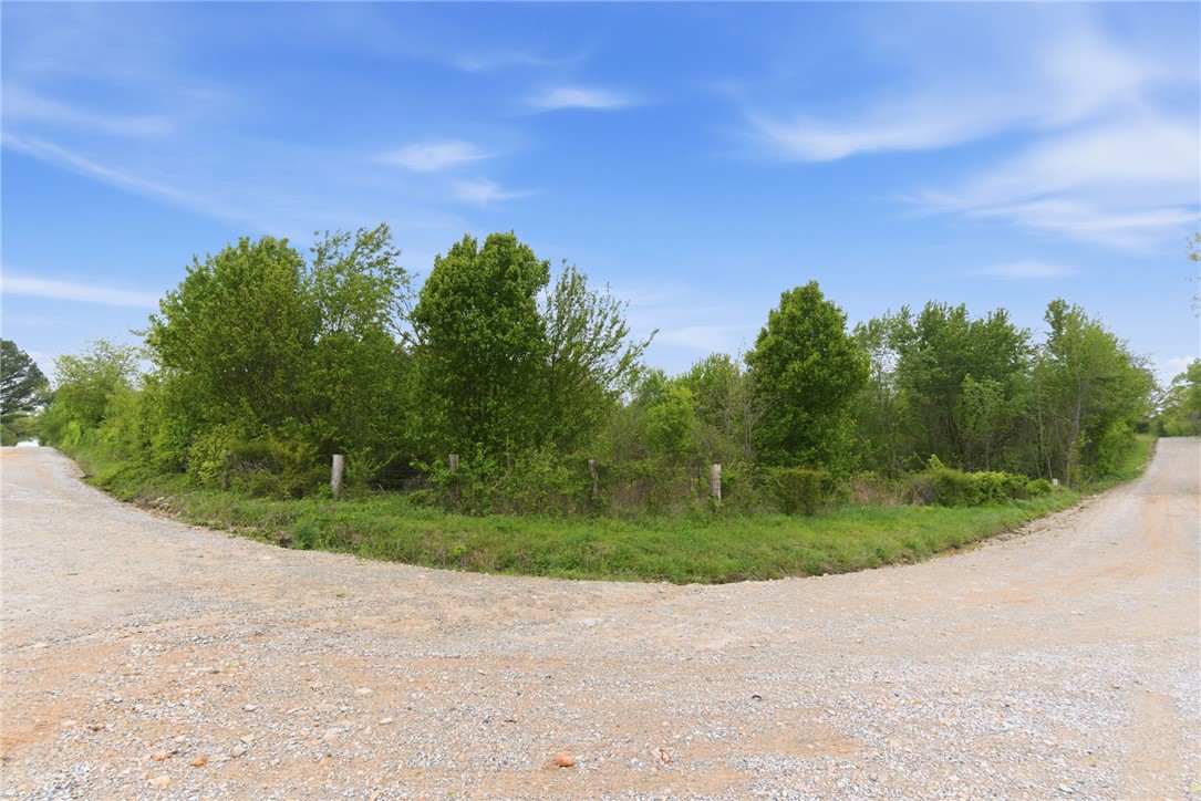 07-19-31-CENTERTON - Land