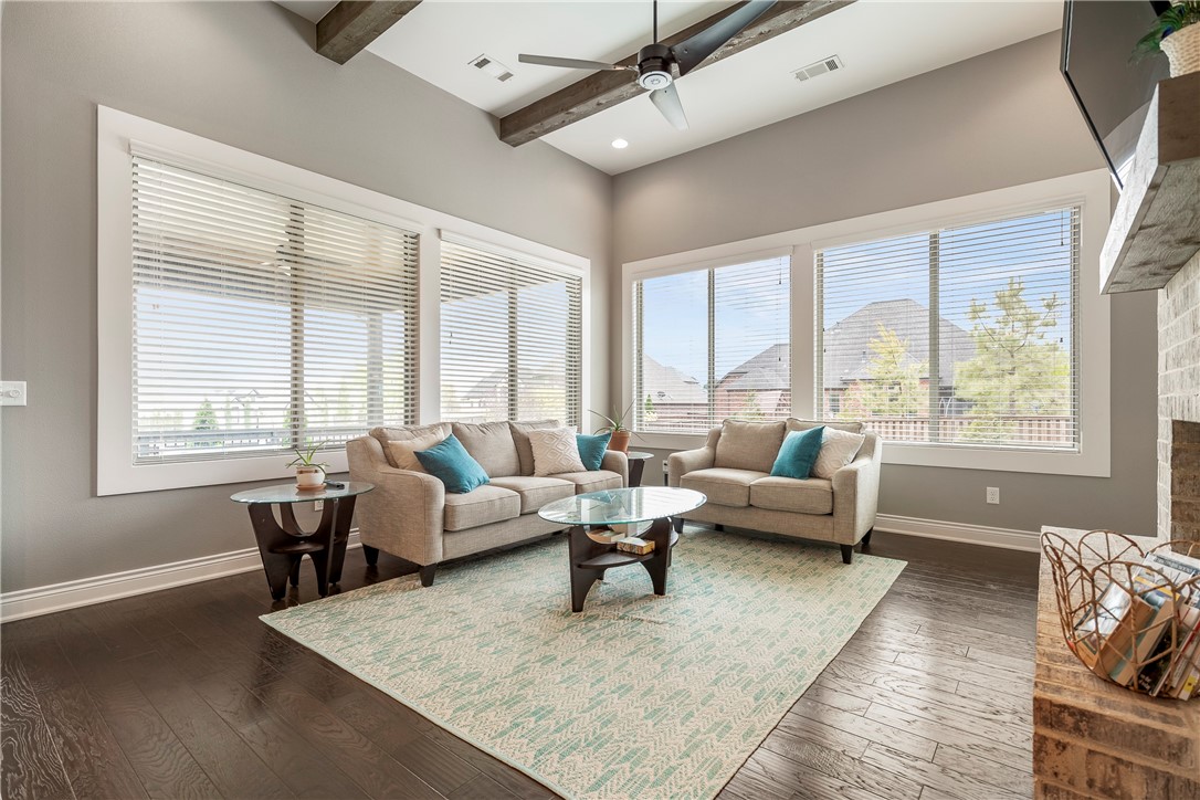 Oak Tree Centerton - Residential